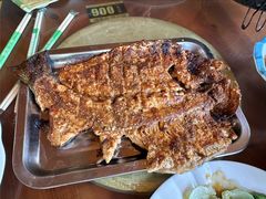 特色炭烤虹鳟鱼-俺家菜馆(百里峡店)