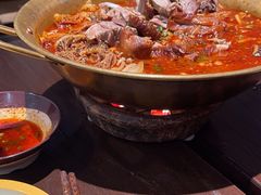 -张翻越·川渝冒菜·武汉黑鸭煲(城北万象城店)