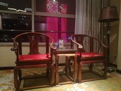 -乌兰湖畔草坪轻奢营地