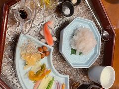 -龙悦湾酒家·八阵鱼生·渔人码头店