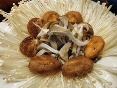-霄汉牛三鲜湖北砂锅菜(万松园2店)