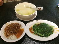 -胡须张鲁肉饭(美食文化馆店)