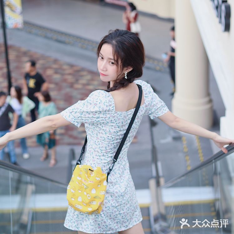 佳能200d2代➕小痰盂｜新手人像写真摄影