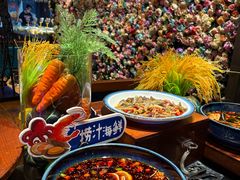 -领鲜活海鲜榴莲自助火锅(东门店)