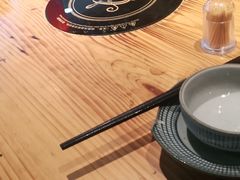 -野山舂·贵州现舂酸汤火锅(鸿通城店)