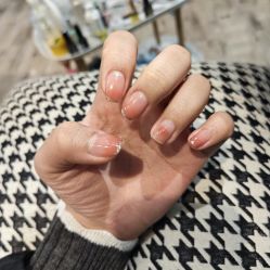-Beauty nail伊佳靓丽美甲美睫