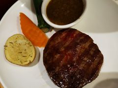 -斗牛士牛排餐厅(嘉里汇店)