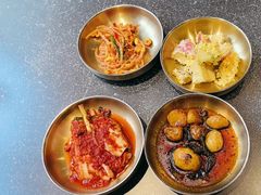 -草家酱蟹炭火烤肉店(珲春南路二店)