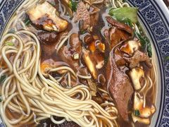 -沪西老弄堂面馆(定西路店)