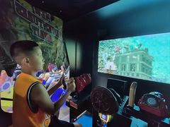 -直通车欢聚中心(崇州万达店)