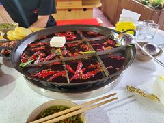 -正贰捌经重庆老火锅(建设路店)