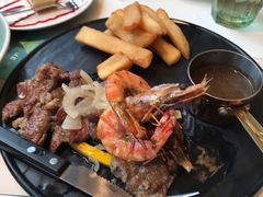 -港丽餐厅(高德置地店)