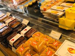 面包甜点陈列柜-超港·蛋糕面包(芜湖步行街店)