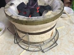 餐具摆设-威邵鸡煲(西华路总店)