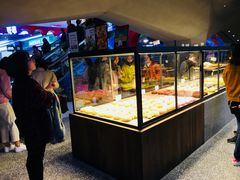 面包甜点陈列柜-LELECHA乐乐茶(上海五角场万达广场店)