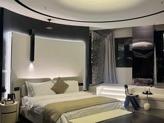 -Yolo私汤温泉设计师酒店(重庆南滨路店)