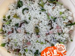 -侬佳蒸菜馆(听潮店)