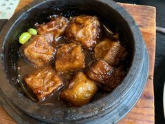 -河畔春天时尚餐厅