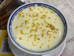 桂花凤凰奶-周大娘牛乳(旧寨古村总店)