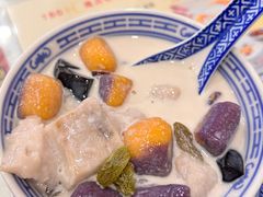 -广信牛奶甜品世家(台东店)