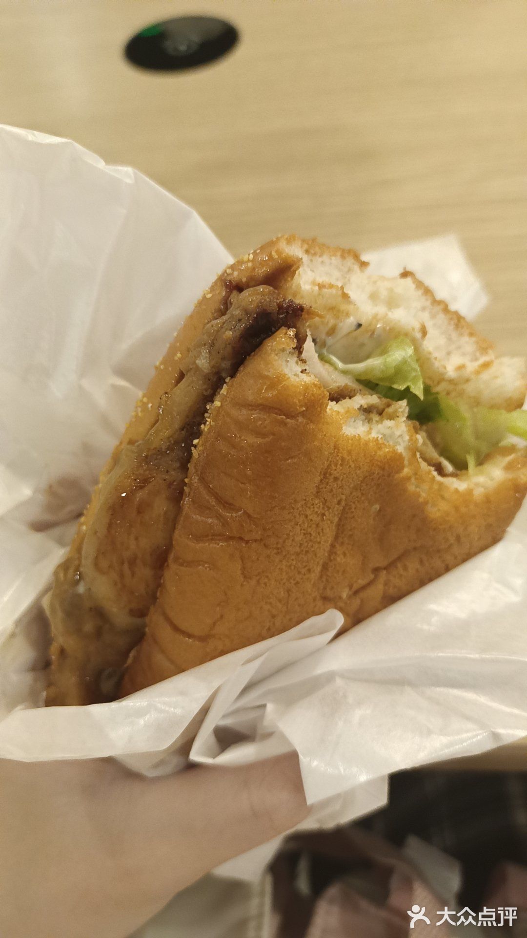 谁能拒绝板烧鸡腿堡呀