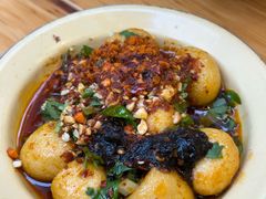 -拈签一笑黄牛肉辣卤串串
