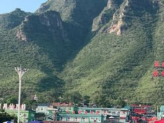 -百里峡七彩艺术小镇