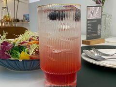 六月-露露家咖啡店