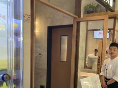 -左庭右院鲜牛肉火锅(浦江欢乐颂店)