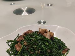 -哈啾嗨·新概念蒙餐(红星新城店)