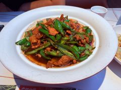 -阿瓦山寨·湘菜现炒·剁椒鱼头王(咸阳总店)