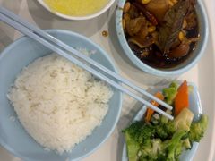 -荣华基·现炒快餐(肇嘉浜路店)