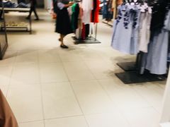 -ZARA(红谷滩万达店)