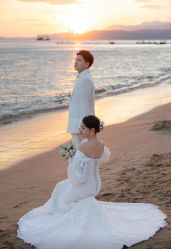 -莫兰迪婚纱摄影