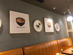 -POKEE VIA&Brunch·维娅(重庆来福士店)