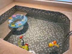 -兴芮温泉度假区