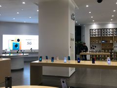 -华为授权体验店(中山公园来福士)