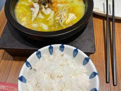 -阿香米线杭州西湖银泰文化广场餐厅
