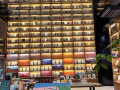 -半山书局(新世纪商城店)