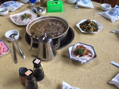-东巴谷野生菌火锅餐厅