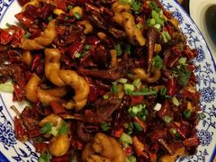 -临界音乐酒馆·小龙虾·江湖菜(华熙LIVE·鱼洞店)