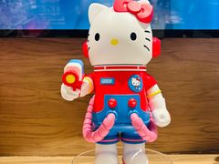 -泡泡玛特POPMART(国金街店)
