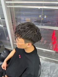 -藤野造型烫染·漂发