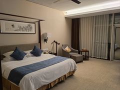-绍兴鉴湖君澜大酒店