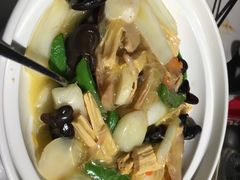 上素一品煲-京味斋·北京烤鸭(华威桥北工大店)