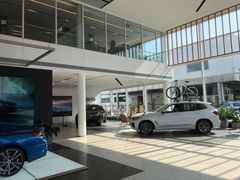 -北京宝诚宝马4S店