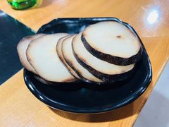 -果松木炭酸菜铜火锅·外婆参鸡汤