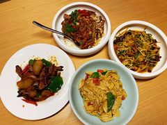 -关东小磨东北菜(上海长风大悦城店)