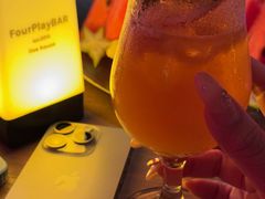-FOUR PLAY BAR