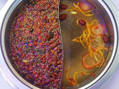 -鸿通城购物中心